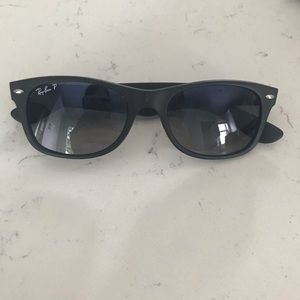 Rayban New Wayfarer Polarized Sunglasses
